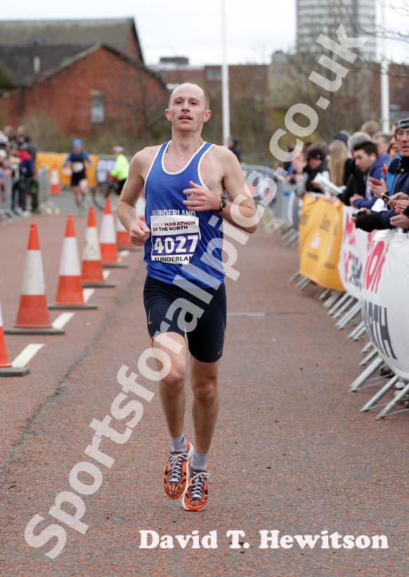 Mark Hood (Sunderland Harriers) wins the Half Marathon of the North.
